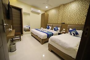 Hotel SS Royal