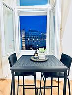 Elegant 4BR Apt Near Westbahnhof