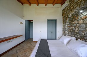 Manousaki Villa