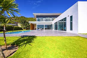 Luxury 5 Bedroom Pool Villa KH-C1