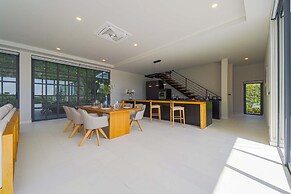 Luxury 5 Bedroom Pool Villa KH-C1