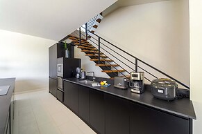 Luxury 5 Bedroom Pool Villa KH-C1