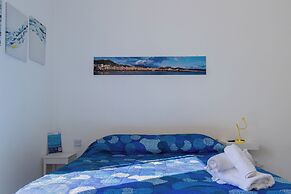 Blue Apartment Beach Vista
