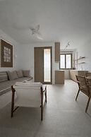 Reya Suites