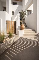 Reya Suites