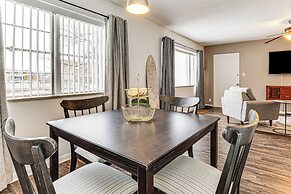 Walk to Park & Cafe: Cozy Indianapolis Getaway
