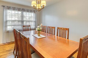 Near Beaches, Base & Bay! Hampton Home w/ Backyard