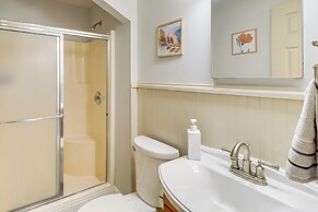 Near Beaches, Base & Bay! Hampton Home w/ Backyard