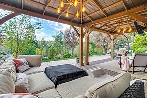 Work & Relax! Updated Walnut Creek Home w/ Office