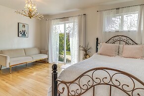 Work & Relax! Updated Walnut Creek Home w/ Office