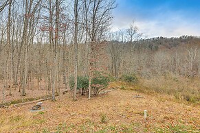 Greenbrier River On-site! Modern-rustic Log Cabin