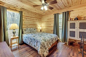Greenbrier River On-site! Modern-rustic Log Cabin