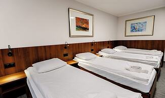 Noclegi Hit Rooms & Apartments