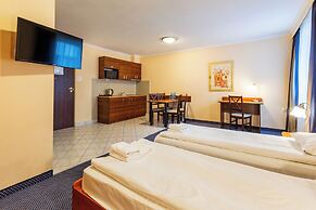 Noclegi Hit Rooms & Apartments
