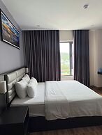 Novelty Hotel