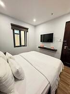 Novelty Hotel