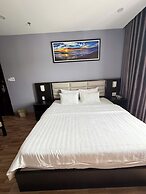 Novelty Hotel