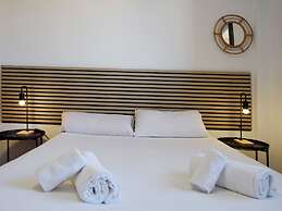 Apartamentos el Pilar Suites 3000