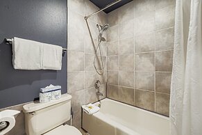 2747 Slopeside Studio