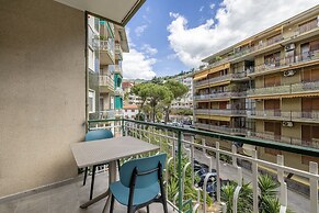 Five Minutes Walk by Wonderful Italy