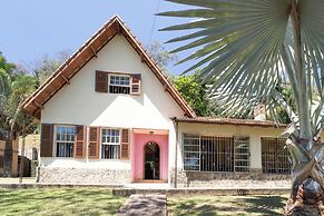 Sitio em Vassouras na Serra com Piscina e Lareira