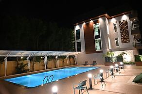 SHETTAR'S KUSUM RESORT