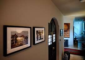 Higginson House