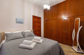 Villa Psani Beachfront Escape With Garden