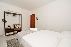 Casa com piscina a 250m da Praia PLH006