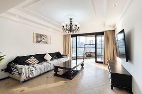 Baihong Riverview Drone Show Apartment