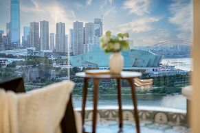 Baihong Riverview Drone Show Apartment