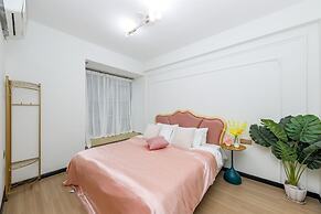Baihong Riverview Drone Show Apartment