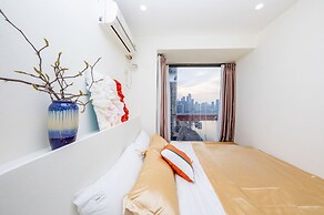 Baihong Riverview Drone Show Apartment