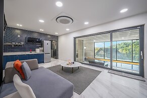Yangpyeong Seulburg Private Poolvilla