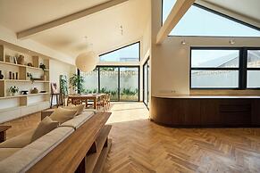 White Villa by Betterplace