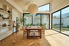 White Villa by Betterplace