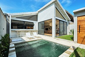 White Villa by Betterplace