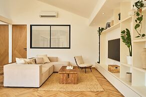 White Villa by Betterplace