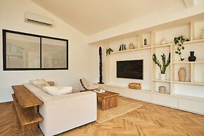 White Villa by Betterplace