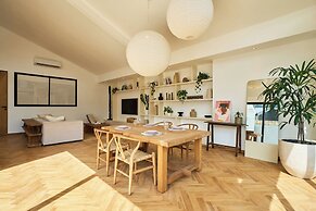 White Villa by Betterplace