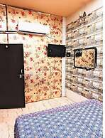Atharv Paying Guest House