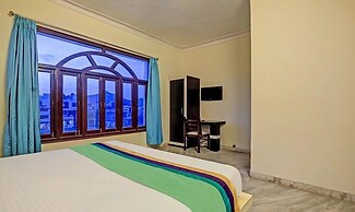 Hotel Nomadic