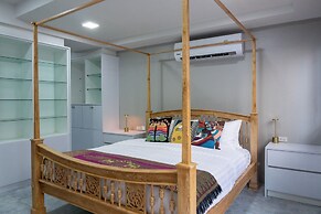 4BR Villa Ideal for Groups Families V262