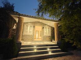 The Forest Hill Resort