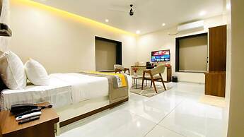 The Sapphire Hotel
