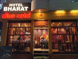 Hotel Bharat