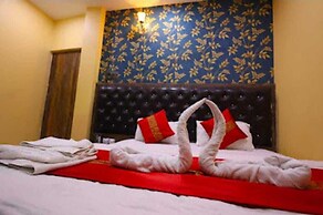 Hotel Bharat