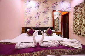 Hotel Bharat