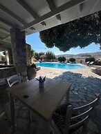 Casa Paros