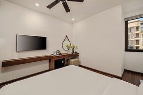 Zen Lotus Hotel & Apartment